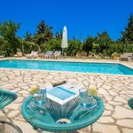 Villa Edem Halikerí